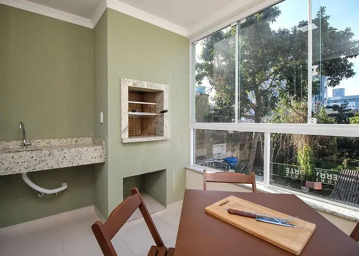Aluguel Apartamento 2 quartos s/ 1 suíte Bombas/SC Bombinhas
